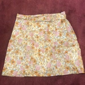 Cute linen mini skirt from & Other Stories in size 8